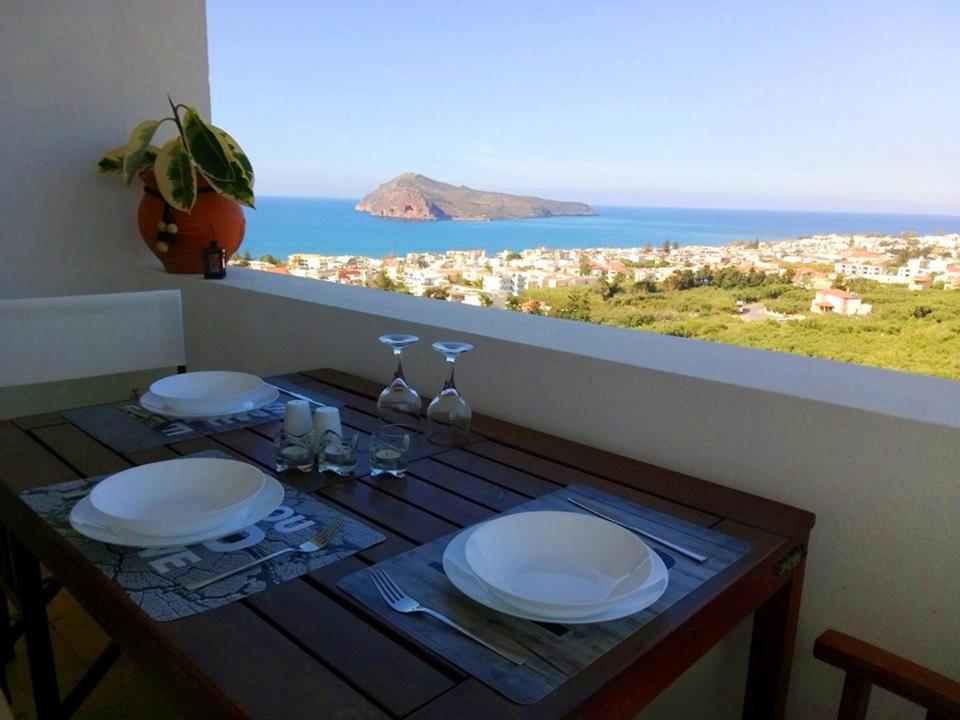 Thea Apartment Agia Marina  Exterior photo