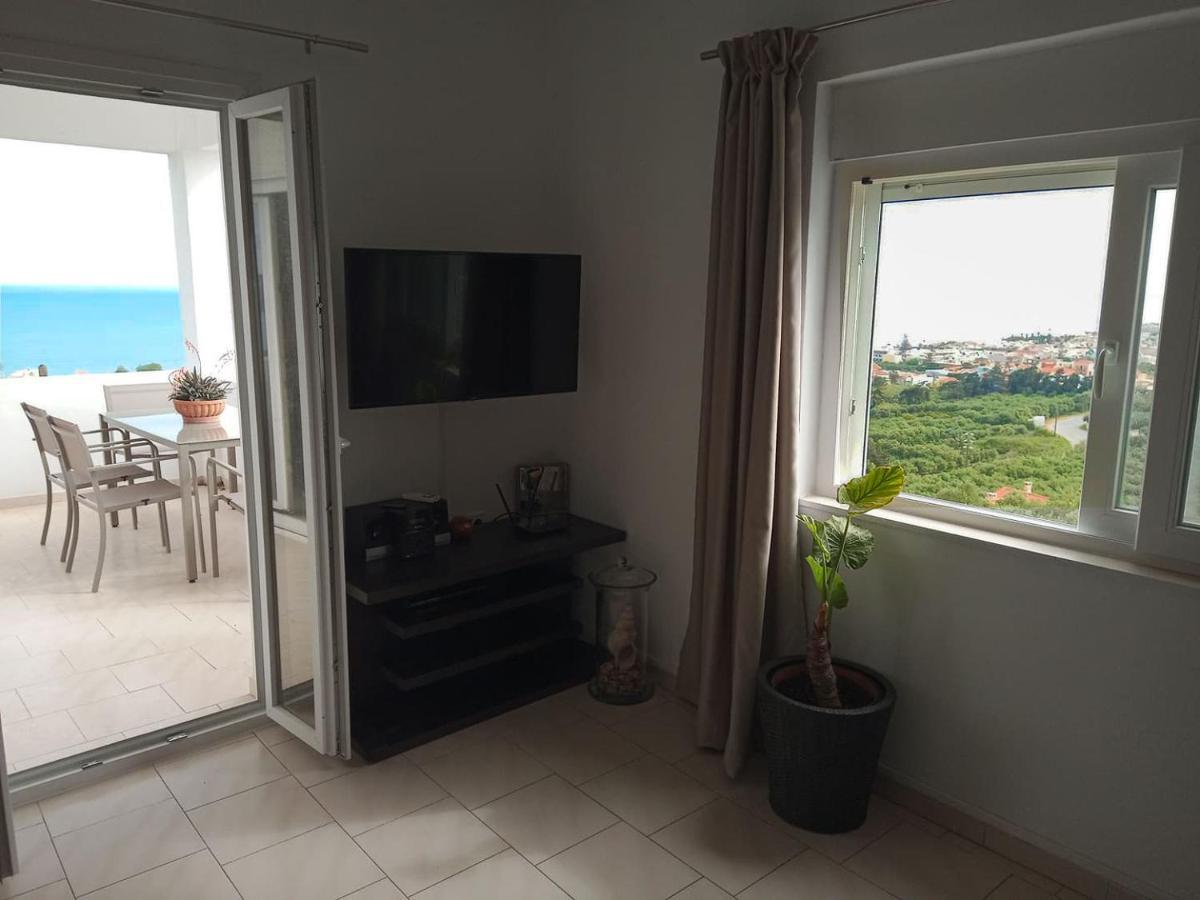 Thea Apartment Agia Marina  Exterior photo
